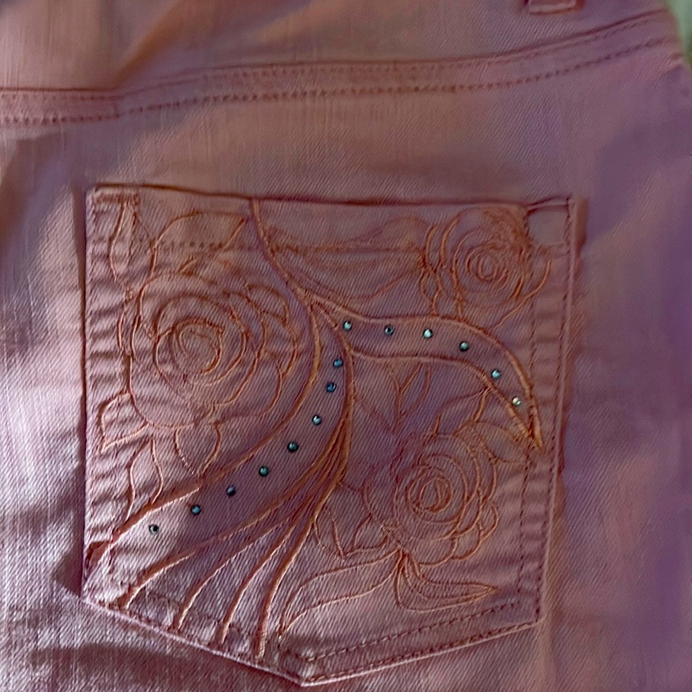 Size 12 Seers, Pink Capri Pants With Bling And Rozes On The Pocket
